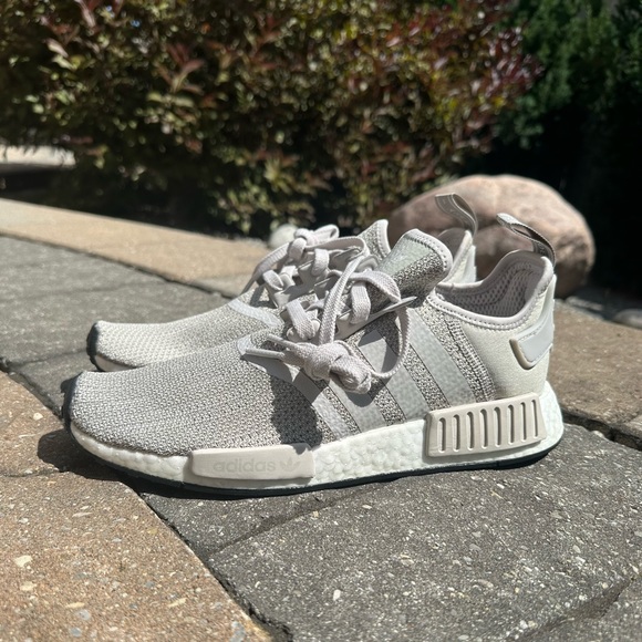 NWT Mint green NMD R1 - Picture 2 of 4